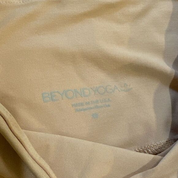 Beyond Yoga Shiny Leopard High Waisted Legging | XSmall | Tinted Rose - Picture 7 of 8